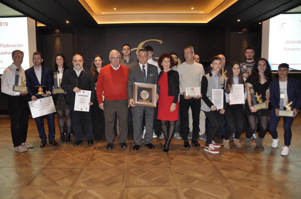 GALERIA FOTOS GALARDONES FNT 2020